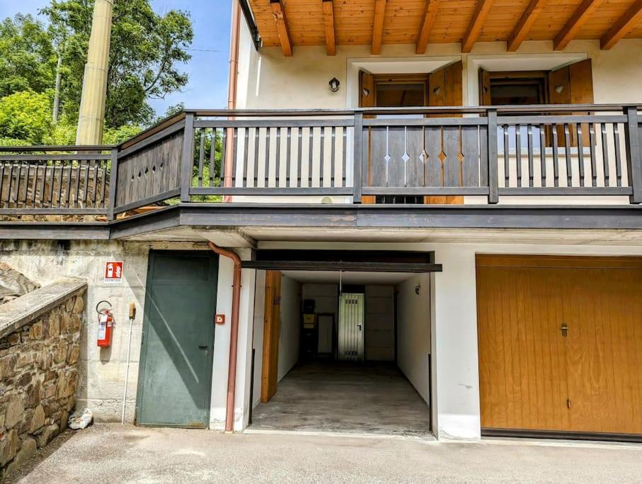 Residence Gardenia Con Terrazza 40Mq Privata & Garage Privato Vione Exteriör bild